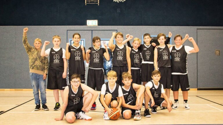 U12