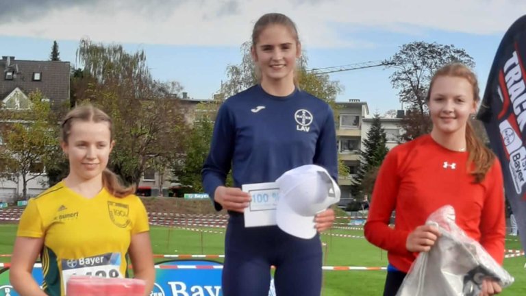 Maxima Majer (M.) in Leverkusen. (Copyright: TSV Bayer Dormagen)