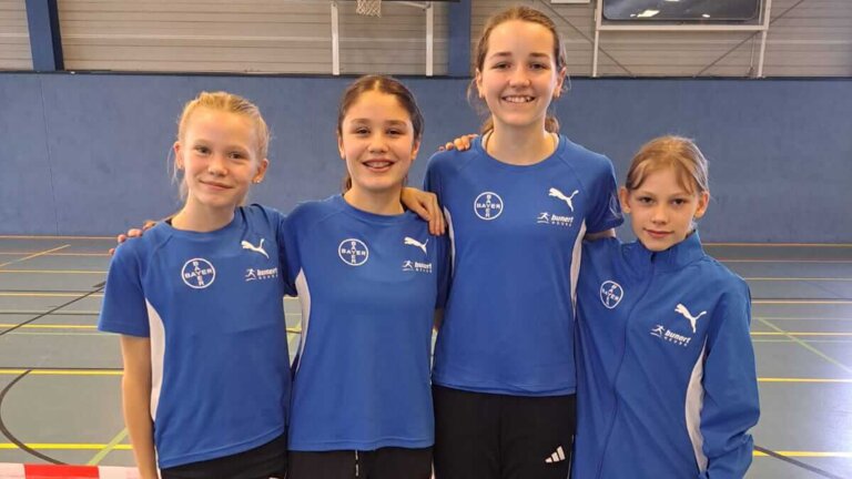 Anni Schwoll, Mürvet Acgar, Johanna Libertus, Lisa Kleiner. (v.l.n.r./TSV Bayer Dormagen)