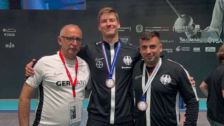 Vilmos Szabo (Bundestrainer, Frederic Kindler, Marius Galatanu (Stützpunkttrainer) (von links),Quelle: DFB/Team Bizzi