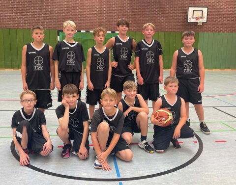 U12