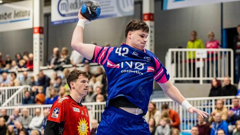 Jan Schmidt erzielte heute fünf Tore vom Kreis mit einer Wurfquote von 100 Prozent. Foto: Heinz Zaunbrecher