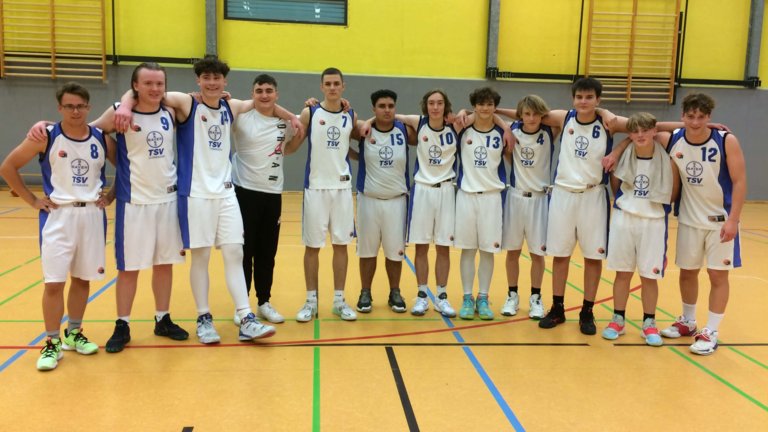 U18