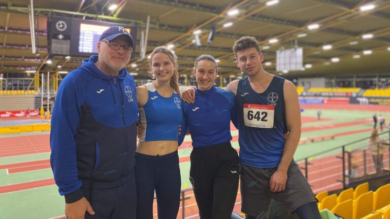 Peter Kurowski, Sophie Kurowski, Kemi Körsgen und Kai Heimes. (v.l./TSV Bayer Dormagen)